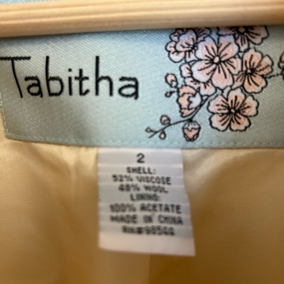 Tabitha (anthropologie) Sz. 2 will blend flower embellishrd Cream blazer EUC - Picture 3 of 13